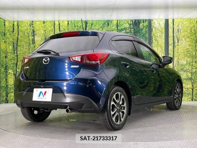 Mazda DEMIO 2015-08 251840-17