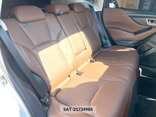 Subaru FORESTER 2019-04 243073-10
