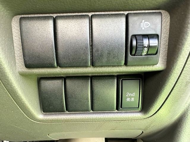 Nissan CLIPPER 2018-05 7188-21