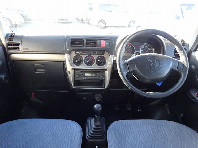 Honda VAMOS 2010-04 182587-11