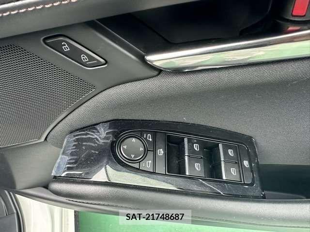 Mazda MAZDA3 2022-10 276411-13