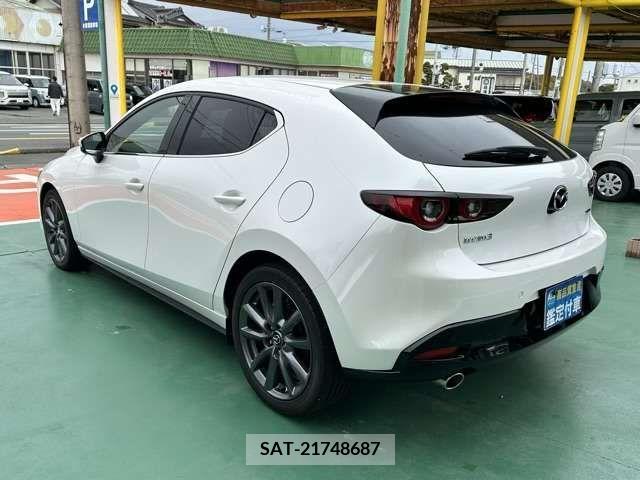 Mazda MAZDA3 2022-10 276411-1