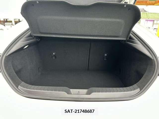 Mazda MAZDA3 2022-10 276411-8