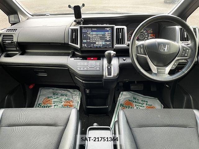 Honda e 2014-03 383124-1
