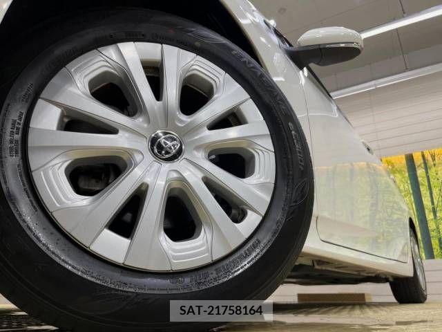 Toyota PRIUS 2021-07 380476-13