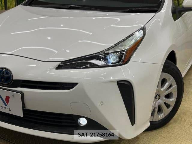 Toyota PRIUS 2021-07 380476-12