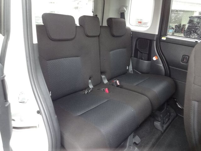 Toyota ROOMY 2020-10 188363-7