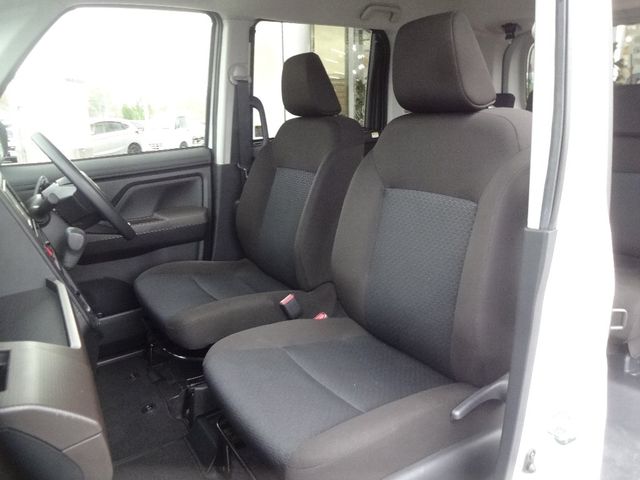 Toyota ROOMY 2020-10 188363-9