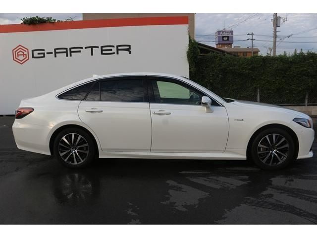 Toyota CROWN SEDAN 2018-07 181967-2
