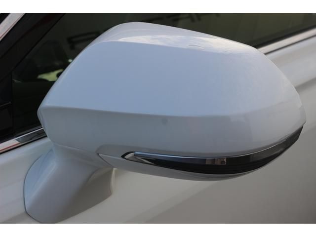 Toyota CROWN SEDAN 2018-07 181967-7