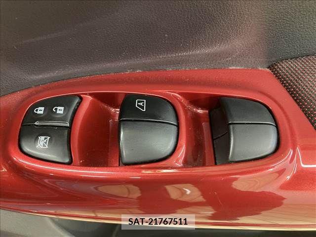 Nissan JUKE 2012-03 362241-8
