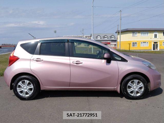 Nissan NOTE 2014-07 298122-4