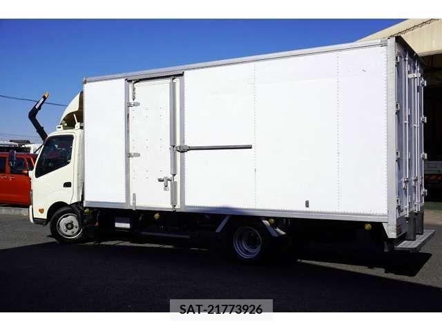 Hino DUTRO 2017-03 222781-6