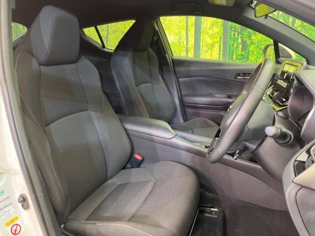 Toyota C-HR 2017-01 195726-8