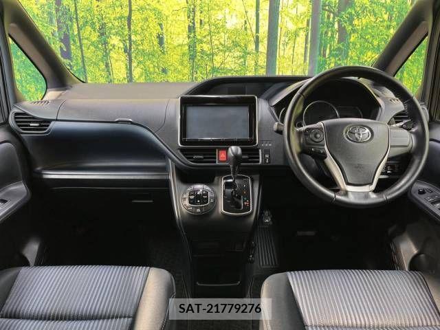 Toyota NOAH 2014-03 321381-1