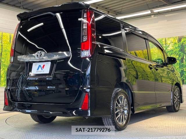 Toyota NOAH 2014-03 321381-18