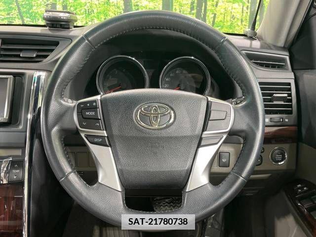 Toyota MARK X 2010-09 339773-11