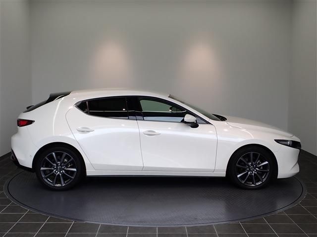 Mazda MAZDA3 2019-10 16330-8