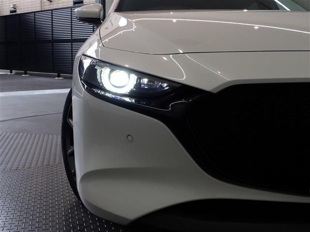 Mazda MAZDA3 2019-10 16330-9