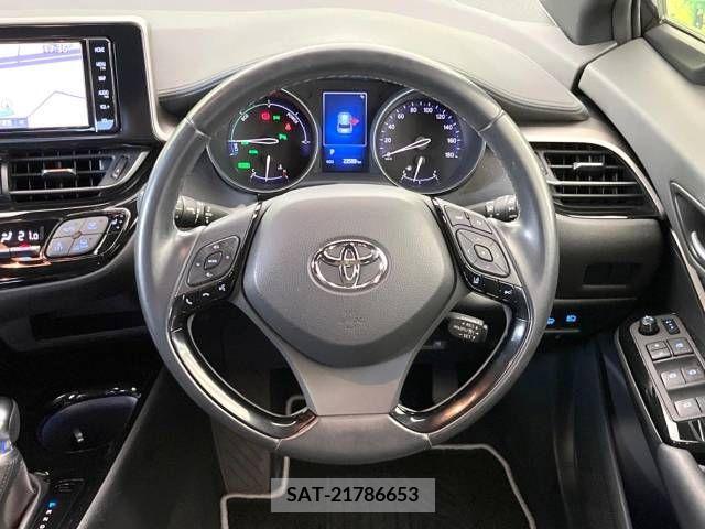 Toyota C-HR 2019-04 246739-12