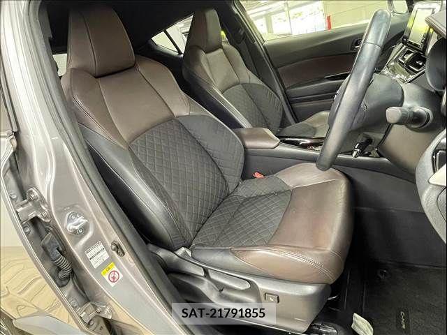 Toyota C-HR 2017-05 322992-7