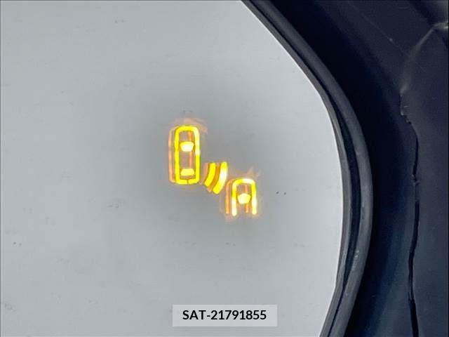 Toyota C-HR 2017-05 322992-5