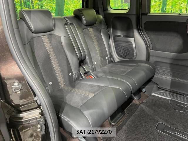 Honda N BOX 2020-06 335764-9