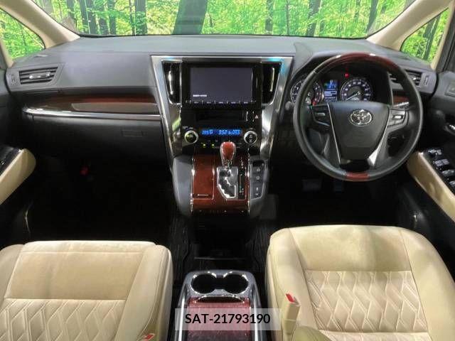 Toyota VELLFIRE 2015-02 237590-1