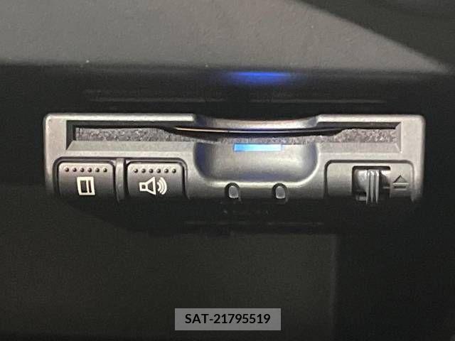 Nissan NOTE 2017-06 280110-6