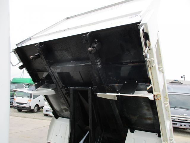 Isuzu ELF TRUCK 2012-06 16889-19