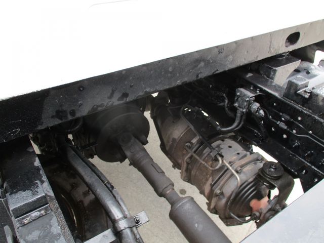 Isuzu ELF TRUCK 2012-06 16889-22
