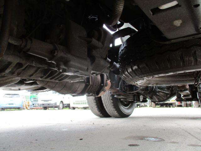 Isuzu ELF TRUCK 2012-06 16889-24