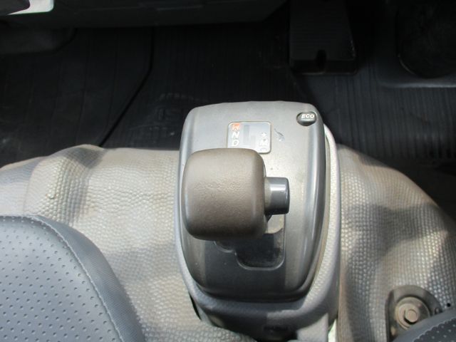 Isuzu ELF TRUCK 2012-06 16889-11