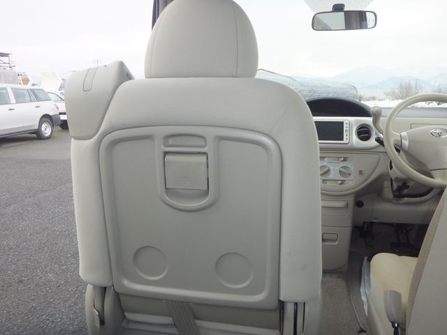 Toyota PORTE 2010-11 804-23