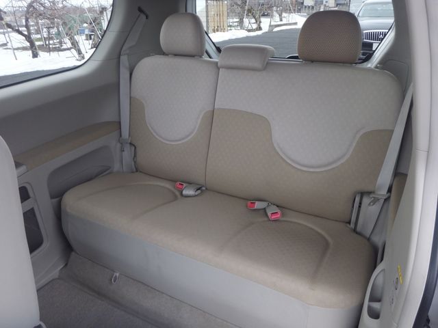 Toyota PORTE 2010-11 804-14