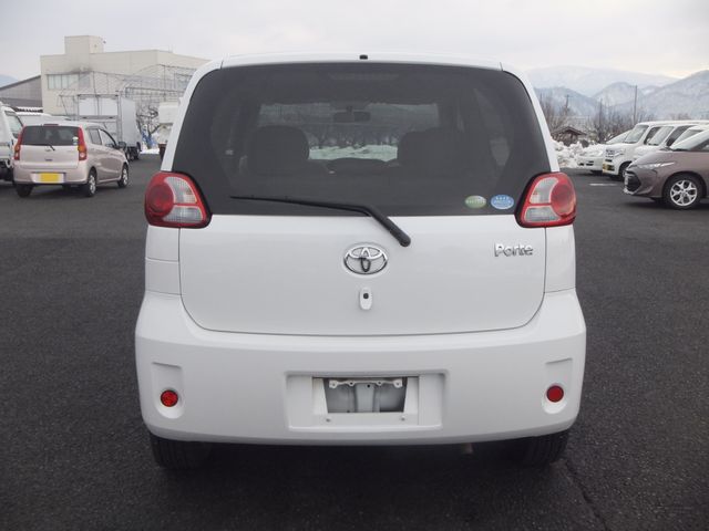Toyota PORTE 2010-11 804-7