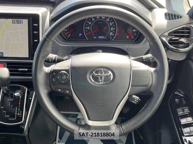 Toyota VOXY 2020-10 370328-15