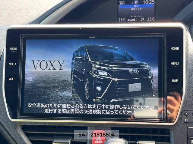 Toyota VOXY 2020-10 370328-2