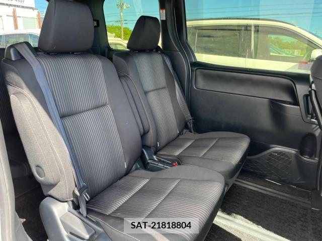 Toyota VOXY 2020-10 370328-12