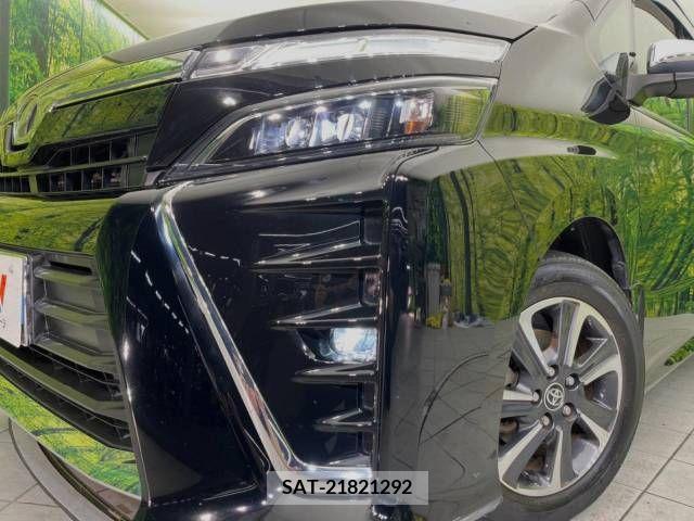 Toyota VOXY 2018-12 342570-13