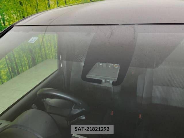 Toyota VOXY 2018-12 342570-6