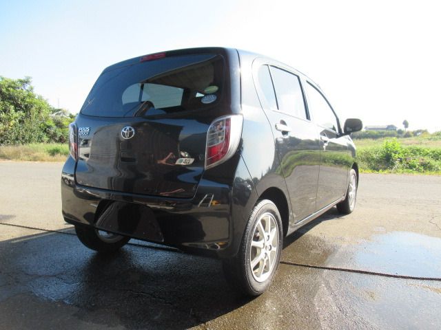 Toyota PIXIS EPOCH 2013-03 15316-9