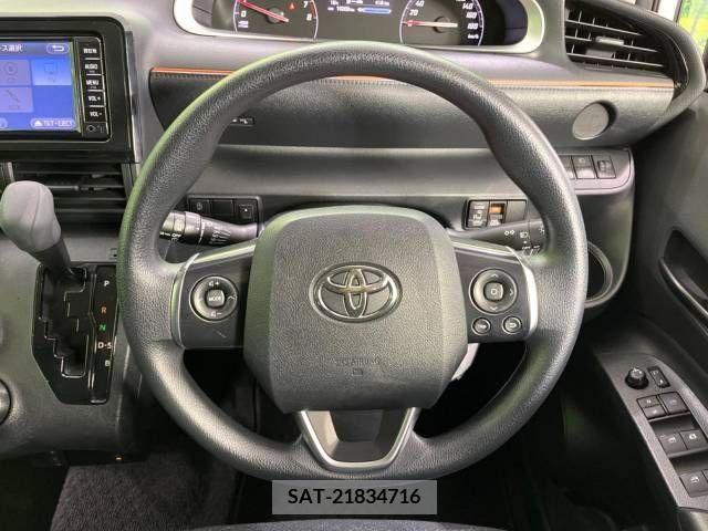 Toyota SIENTA 2017-05 298391-12