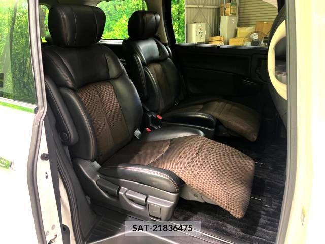 Nissan ELGRAND 2011-09 297155-11