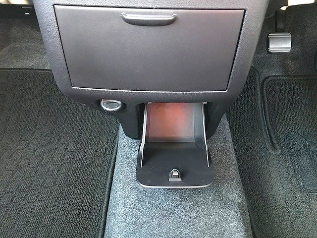 Toyota PIXIS SPACE 2011-10 28774-17