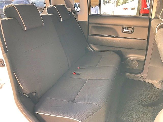 Toyota PIXIS SPACE 2011-10 28774-9