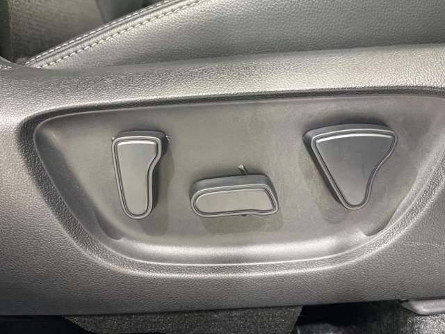 Toyota YARIS CROSS 2023-01 11224-6