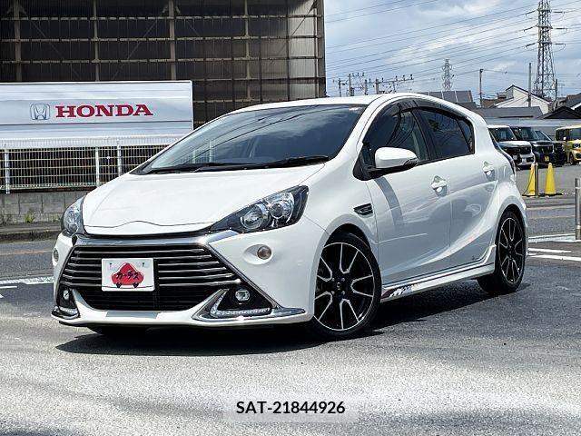 Toyota AQUA 2016-08 314049-0