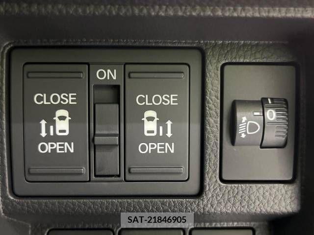 Honda e 2022-08 339203-5