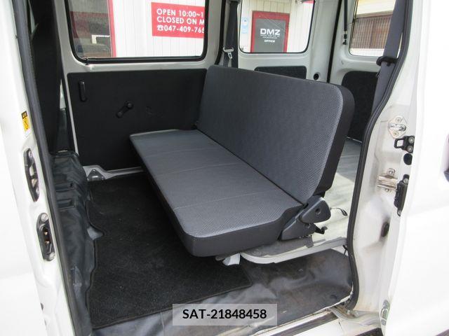 Toyota PIXIS VAN 2018-04 281456-12